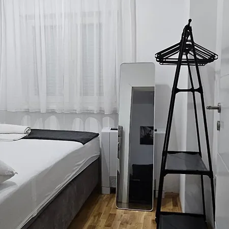 아파트 Dorian Gray 2 *