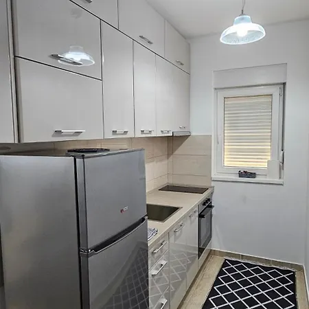 아파트 Dorian Gray 2 *